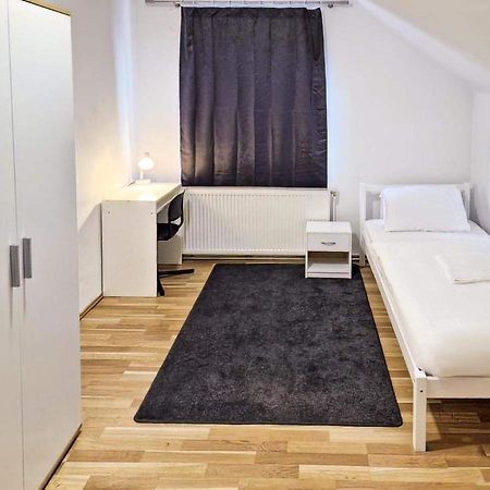 Hostel Adelin Einzelzimmer Wiedeń Zewnętrze zdjęcie